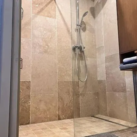 Holiday home Pres De Disneyland Avec Jacuzzi *